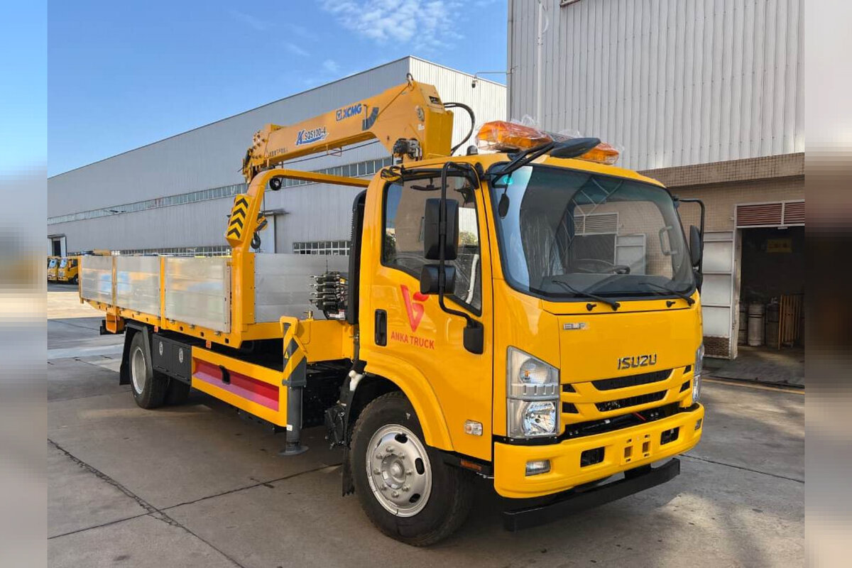 ISUZU Elf